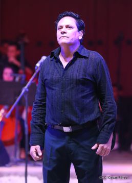 León conmemora con jornada especial centenario del poeta Rubén Darío