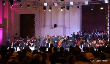 León conmemora con jornada especial centenario del poeta Rubén Darío