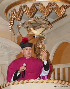 León conmemora con jornada especial centenario del poeta Rubén Darío