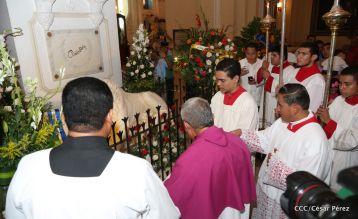 León conmemora con jornada especial centenario del poeta Rubén Darío