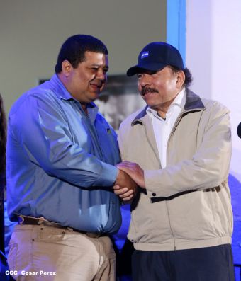 Daniel y Rosario conmemoran el 82 aniversario del tránsito a la inmortalidad del General Sandino