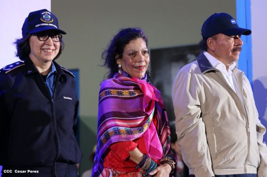 Daniel y Rosario conmemoran el 82 aniversario del tránsito a la inmortalidad del General Sandino