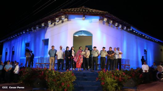 Daniel y Rosario conmemoran el 82 aniversario del tránsito a la inmortalidad del General Sandino