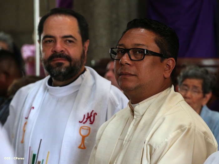 Misa Crismal en Catedral de Managua