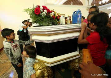 Asamblea Nacional sesiona por el centenario natal de Fray Odorico D'Andrea