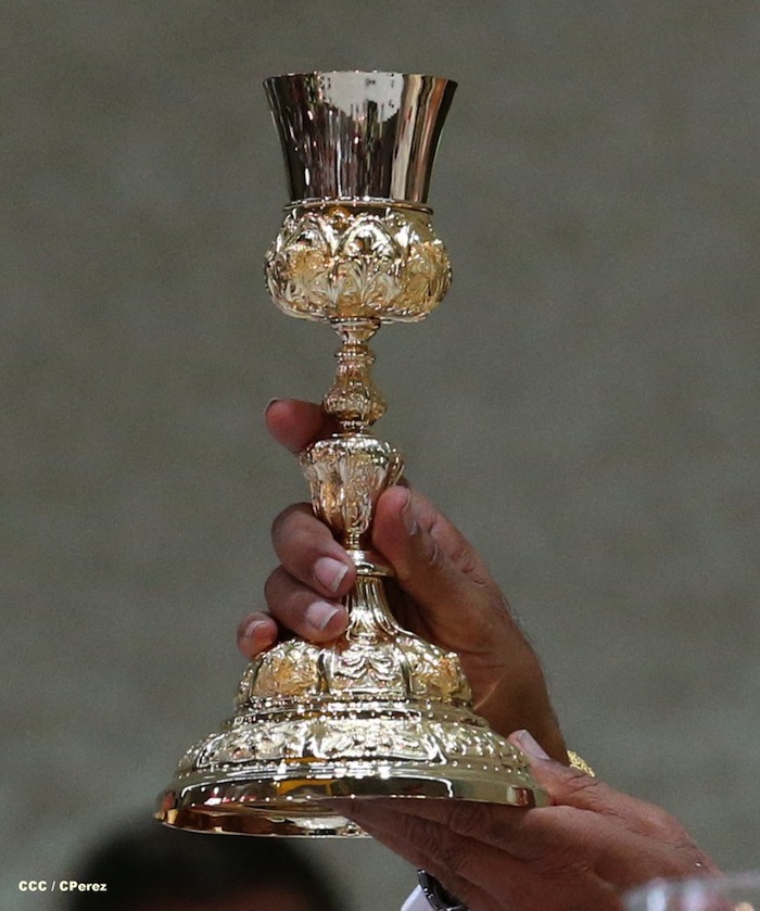 Misa Crismal en Catedral de Managua