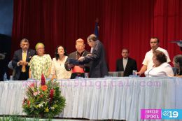 Asamblea Nacional entrega Ley que declara Prócer de la Paz y la Reconciliación a Cardenal Miguel Obando