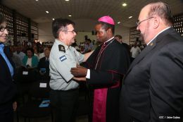 Asamblea Nacional entrega Ley que declara Prócer de la Paz y la Reconciliación a Cardenal Miguel Obando