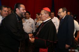 Asamblea Nacional entrega Ley que declara Prócer de la Paz y la Reconciliación a Cardenal Miguel Obando