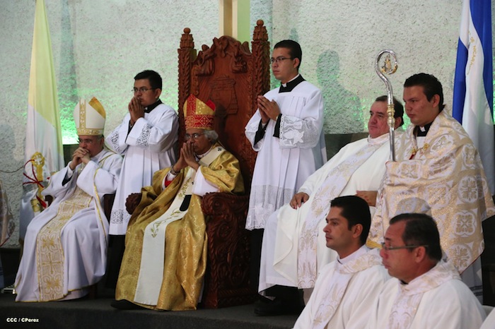 Misa Crismal en Catedral de Managua