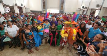 Masaya celebra un año más a San Lázaro con el tradicional desfile de mascotas