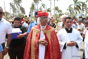 Procesión de Jesús del Triunfo en la Catedral de Managua