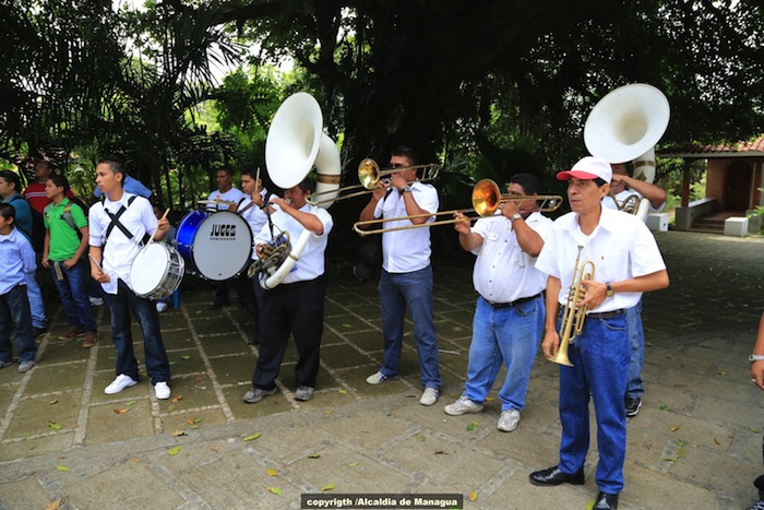 Alcaldesa Daysi Torres recibe mayordomía Fiestas Santo Domingo 2013