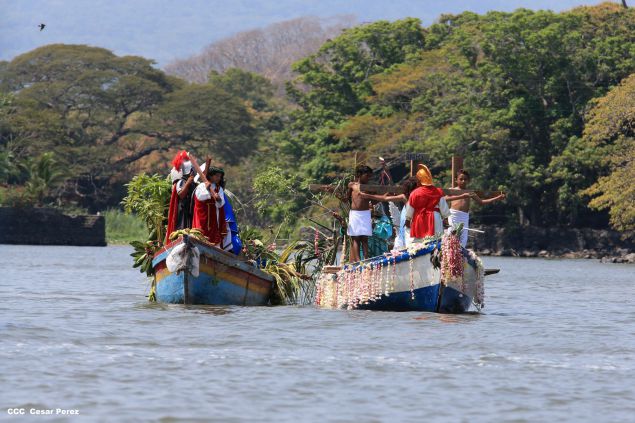 Viacrucis Acuático en el Lago Cocibolca