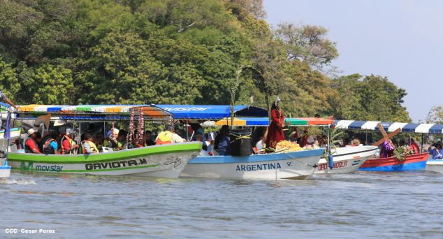 Viacrucis Acuático en el Lago Cocibolca