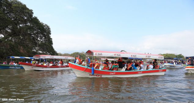 Viacrucis Acuático en el Lago Cocibolca