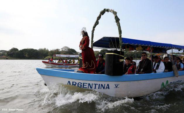 Viacrucis Acuático en el Lago Cocibolca