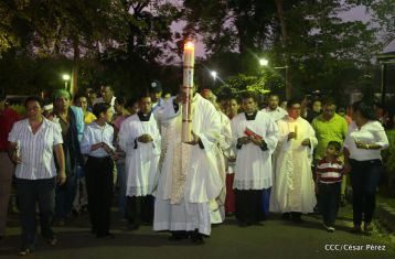 Cardenal Brenes preside Vigilia Pascual