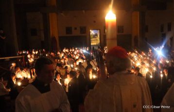 Cardenal Brenes preside Vigilia Pascual