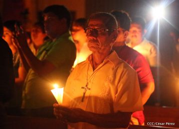 Cardenal Brenes preside Vigilia Pascual