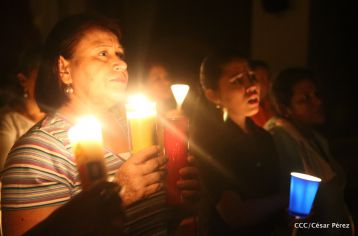 Cardenal Brenes preside Vigilia Pascual