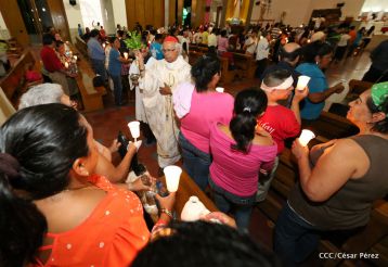 Cardenal Brenes preside Vigilia Pascual