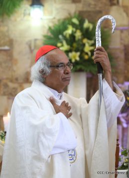 Cardenal Brenes oficia Misa de Resurección