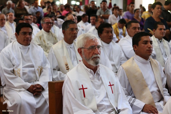 Misa Crismal en Catedral de Managua