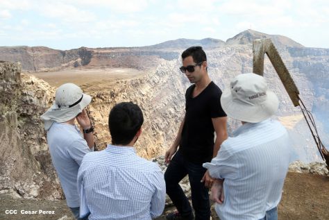 Cossman planifica su descenso hacia el potente lago de lava del Volcán Masaya