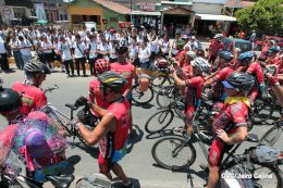 Ciclistas franceses llegan a Nicaragua para conocer nuestras bellezas naturales