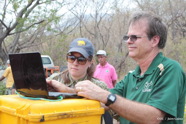 Científicos-expertos de EE.UU realizan monitoreo de mapeo en laderas del volcán San Cristóbal