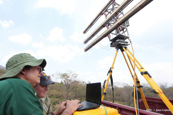 Científicos-expertos de EE.UU realizan monitoreo de mapeo en laderas del volcán San Cristóbal