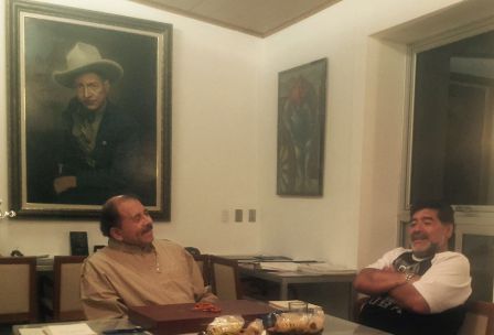 Presidente Daniel recibe a Diego Armando Maradona