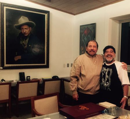 Presidente Daniel recibe a Diego Armando Maradona