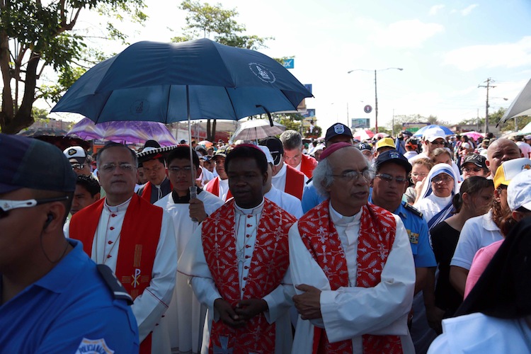 Viacrucis de Viernes Santo en Managua