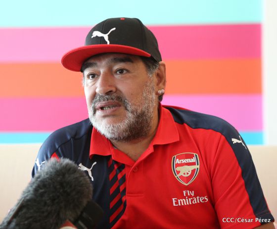 Diego Maradona se despide de Nicaragua tras inolvidable visita