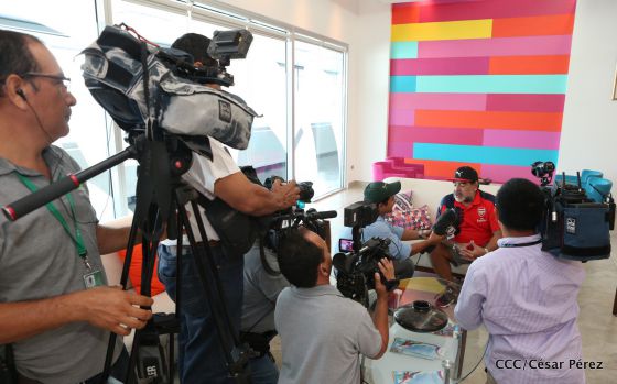 Diego Maradona se despide de Nicaragua tras inolvidable visita