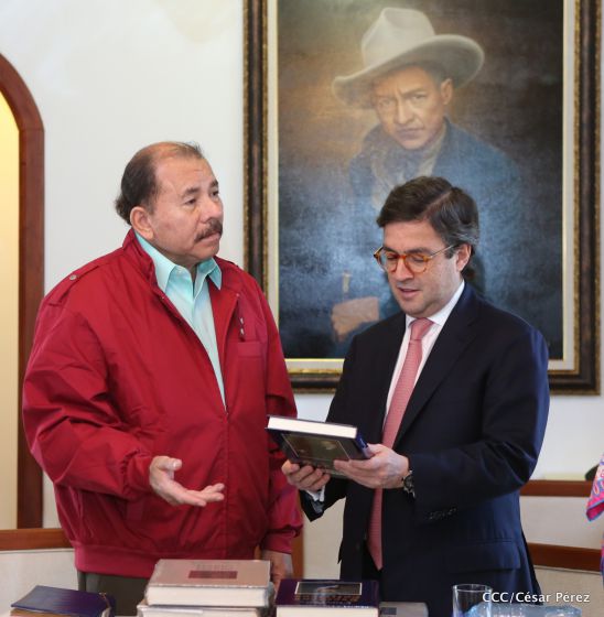 Presidente Daniel Ortega recibe a Luis Alberto Moreno, presidente del BID