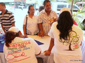Movimiento Guardabarranco entrega árboles