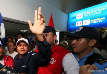 Nicaragua recibe a su Campeón: Román "Chocolatito" González