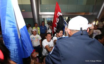 Nicaragua recibe a su Campeón: Román "Chocolatito" González