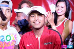 Nicaragua recibe a su Campeón: Román "Chocolatito" González