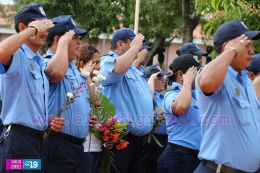 Policía Nacional rinde homenaje a Tomás