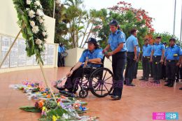 Policía Nacional rinde homenaje a Tomás