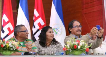 Daniel y Rosario sostienen encuentro con líderes sindicales nicaragüenses en saludo al Día Internacional de los Trabajadores