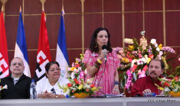Daniel y Rosario sostienen encuentro con líderes sindicales nicaragüenses en saludo al Día Internacional de los Trabajadores