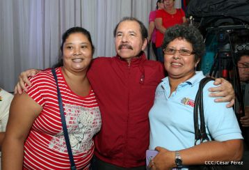 Daniel y Rosario sostienen encuentro con líderes sindicales nicaragüenses en saludo al Día Internacional de los Trabajadores
