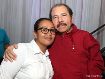 Daniel y Rosario sostienen encuentro con líderes sindicales nicaragüenses en saludo al Día Internacional de los Trabajadores