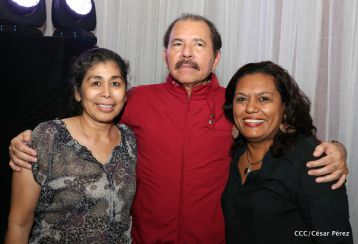 Daniel y Rosario sostienen encuentro con líderes sindicales nicaragüenses en saludo al Día Internacional de los Trabajadores