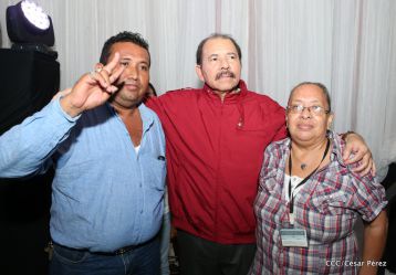 Daniel y Rosario sostienen encuentro con líderes sindicales nicaragüenses en saludo al Día Internacional de los Trabajadores